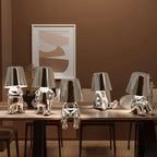 Luminária LED Decorativa Thinker – Estátua Pensador Dourada
