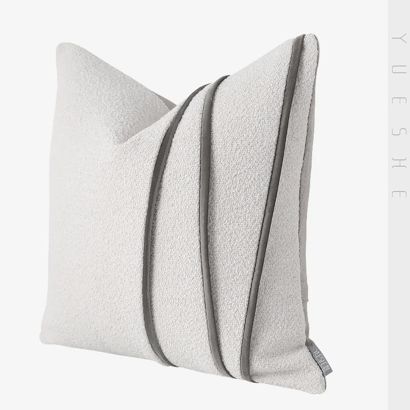 Almofada Quadrada com Linhas de Costura Decorativas-  Minimalista e Elegante 45x45cm